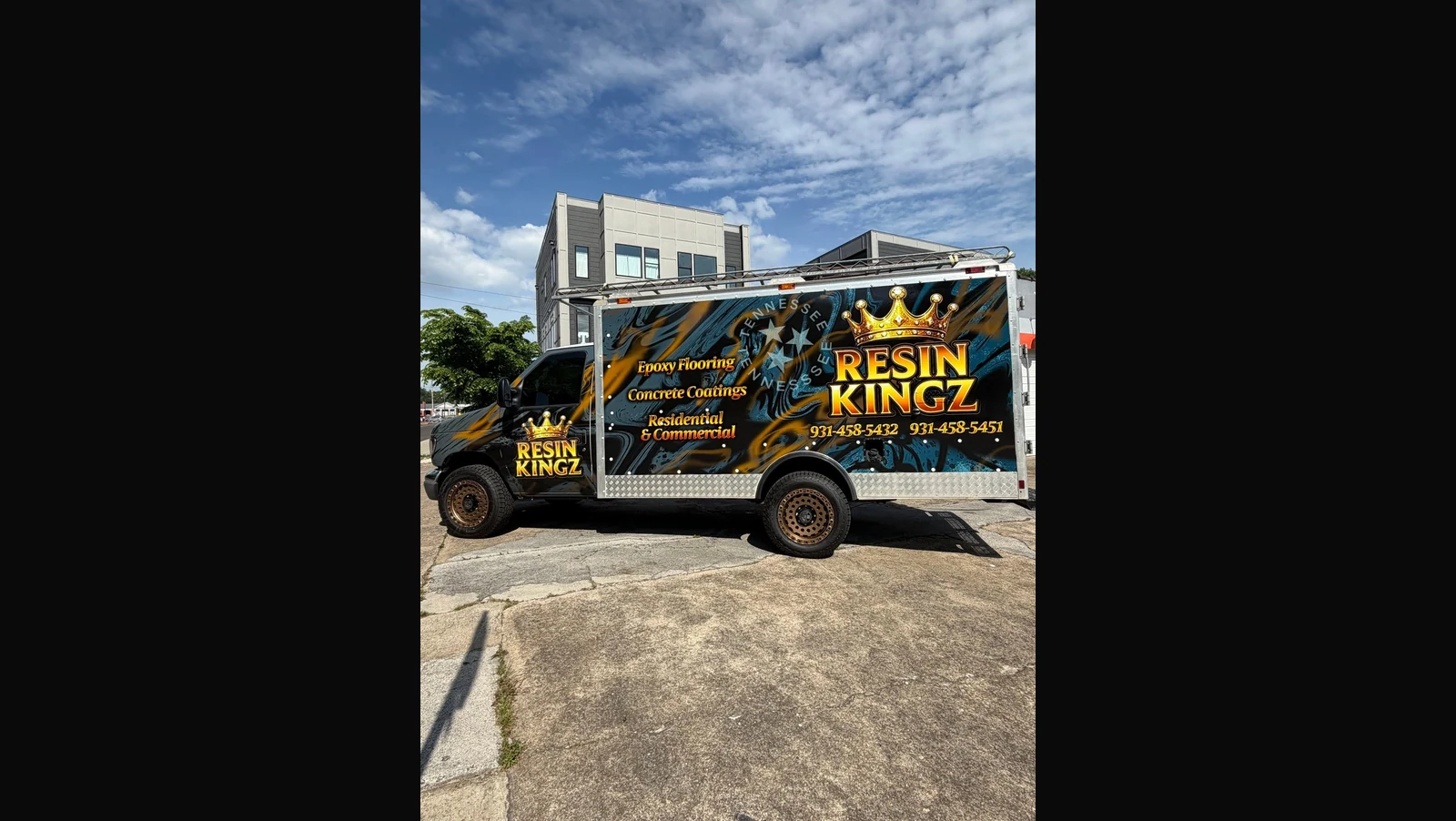 Resin Kingz — Box Truck